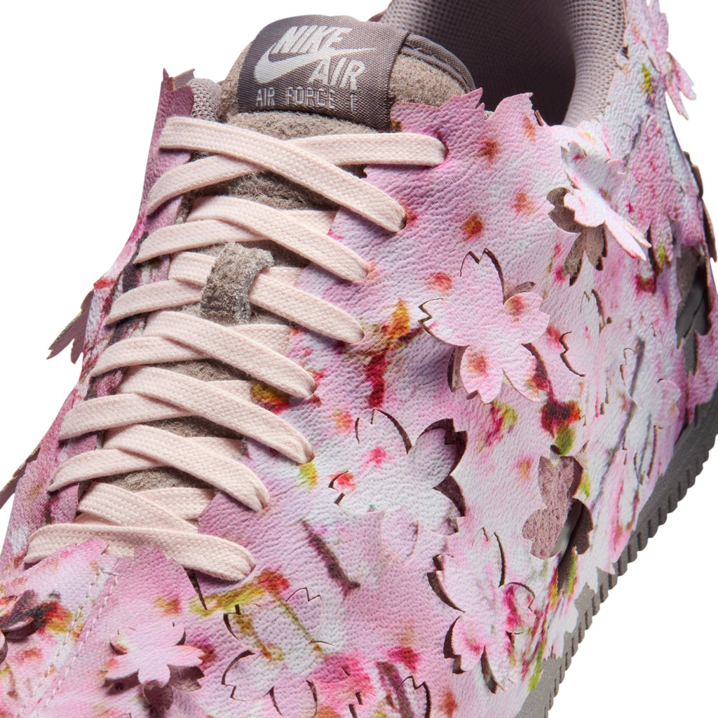 Nike Mens Air Force 1 '07 Premium - Malt/Light Soft Pink