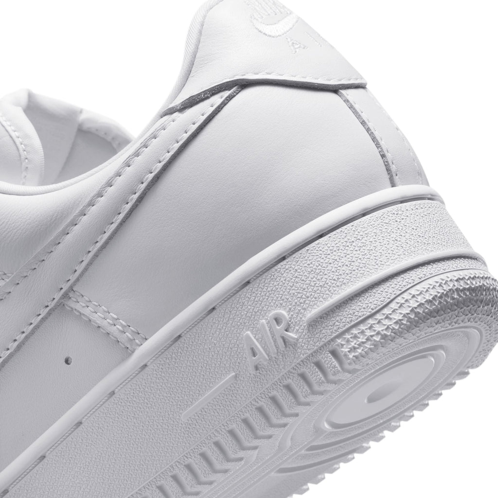 Nike Mens Air Force 1 '01 - Triple White